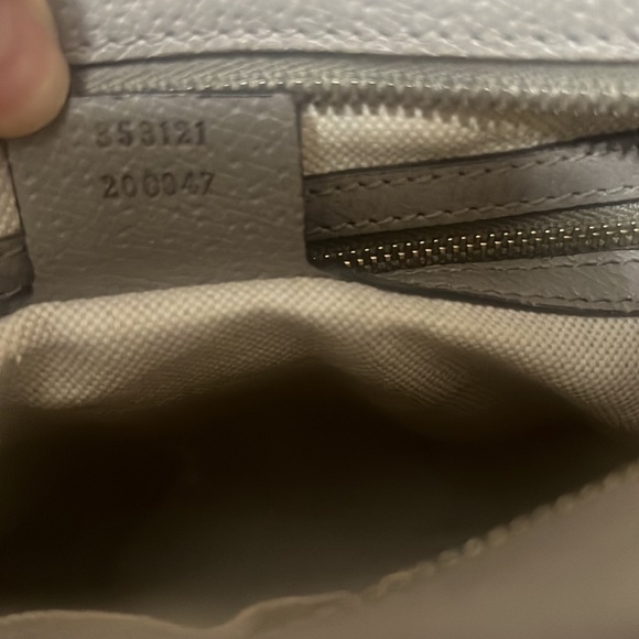 Authentic Gucci Crossbody Bag - Picture 6 of 7